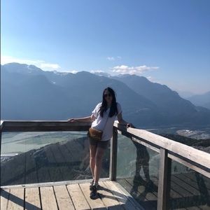 Meet your Posher, Natalia